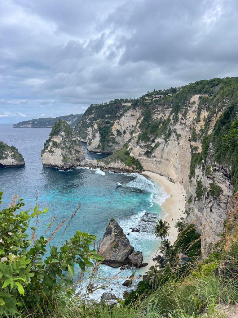 diamond beach, nusa penida, bali