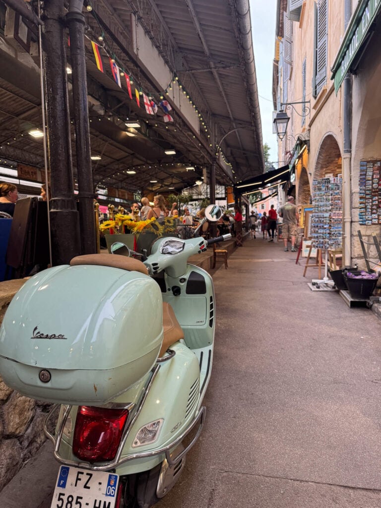 antibes market