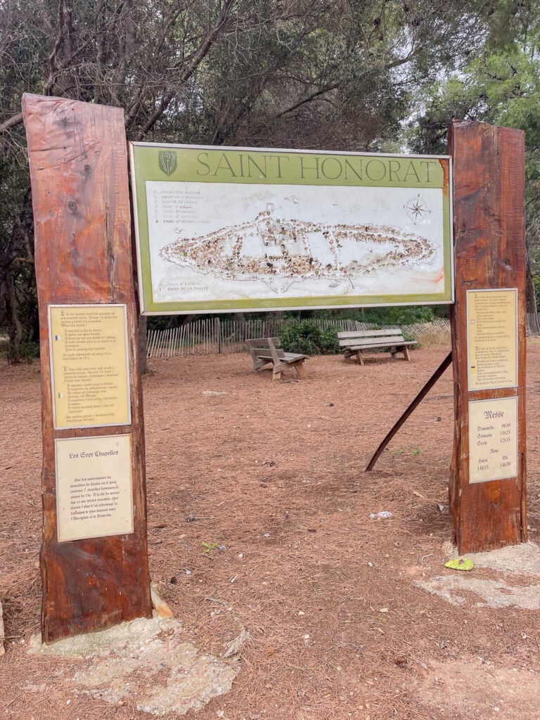 île saint honorat sign