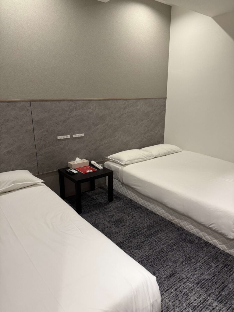 where to stay in osaka
