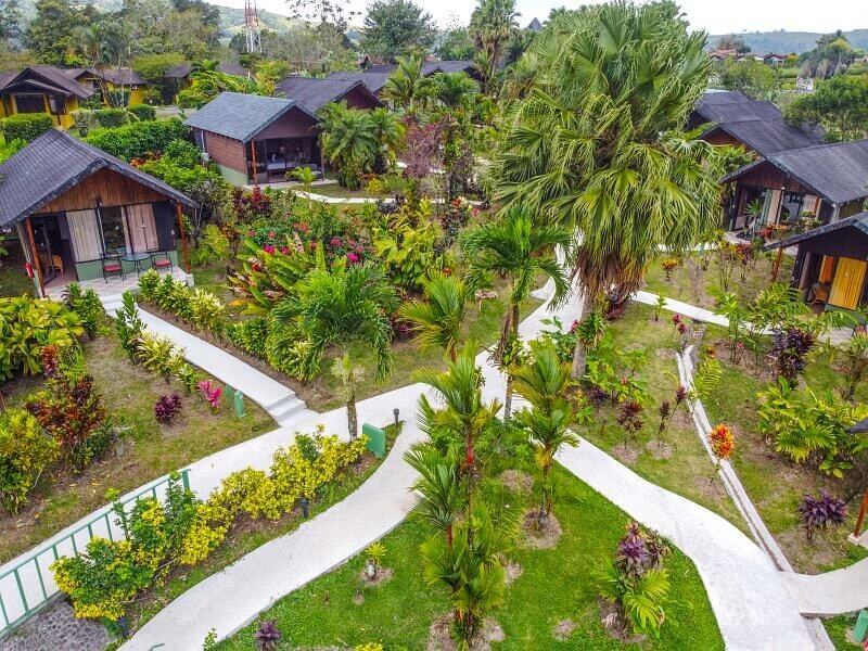 hotel lavas tacotal, costa rica