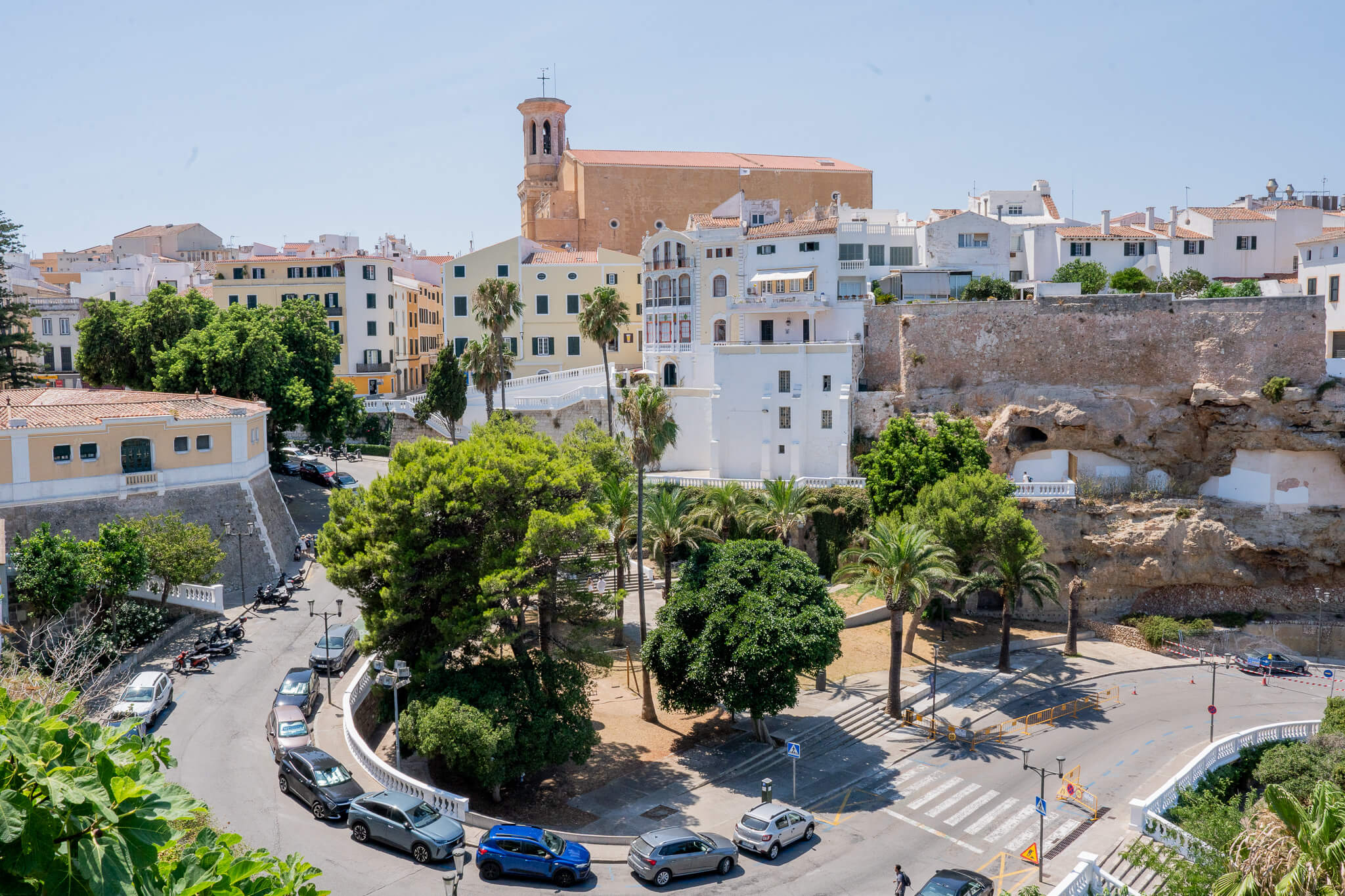 how to get around menorca