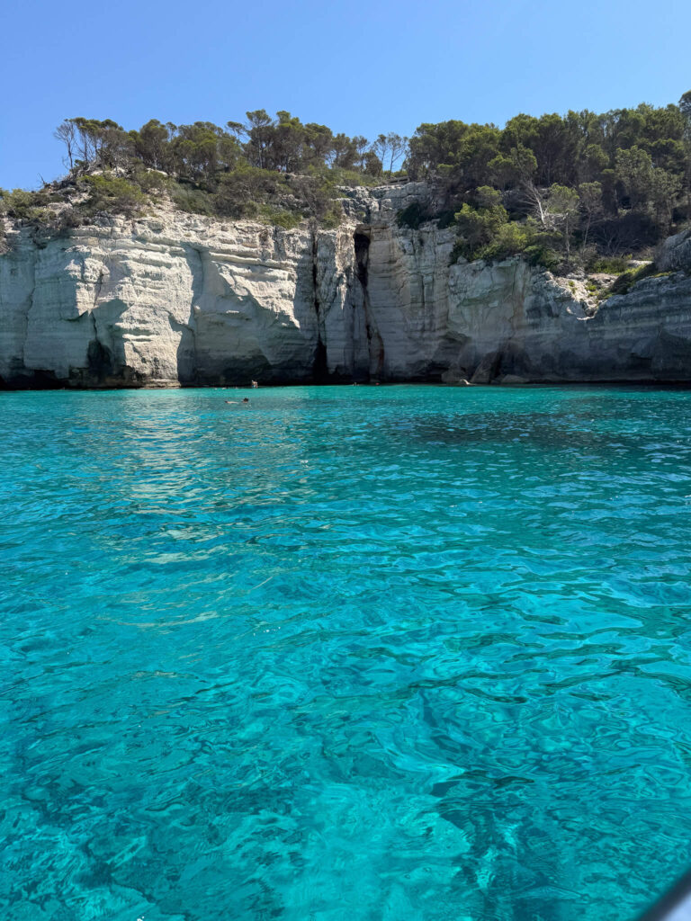 boat tour in menorca