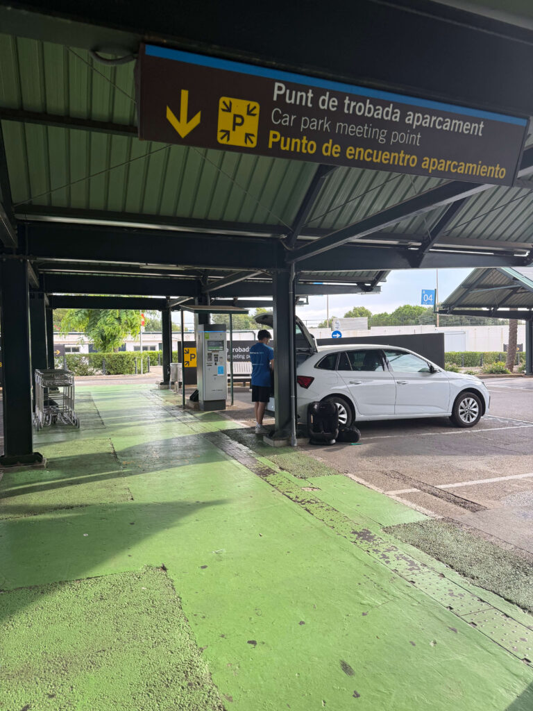 meeting point for autos menorca