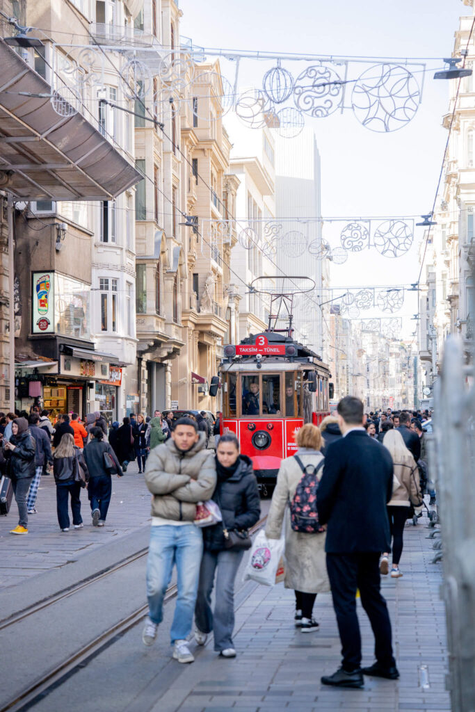 ฤฐstiklal Avenue, istanbul, turkey