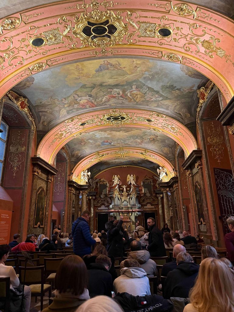 Mirror Hall, Prague